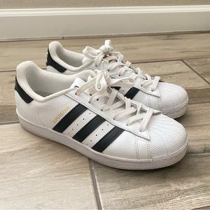 Womens Adidas Superstar